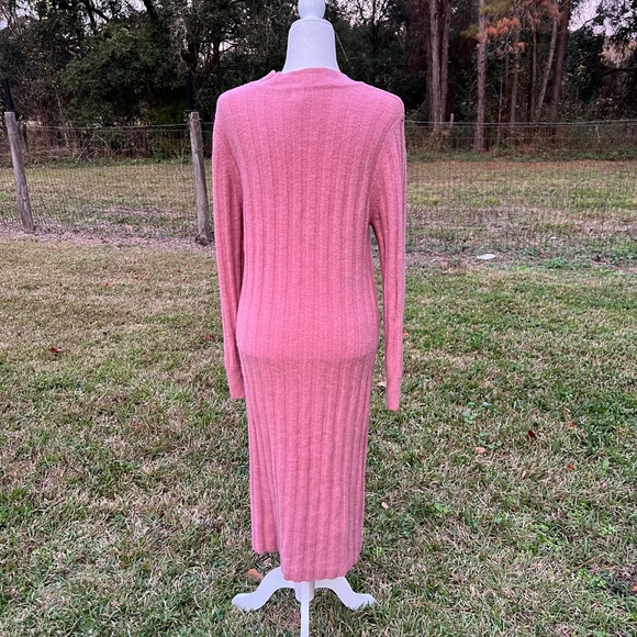 Maxi Sweater Dress - Picture 3 of 4